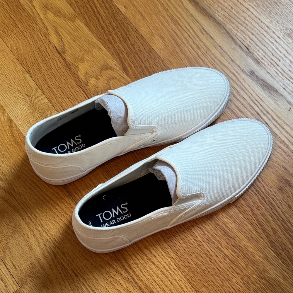 TOMS Men's Cream Slip-On Loafers